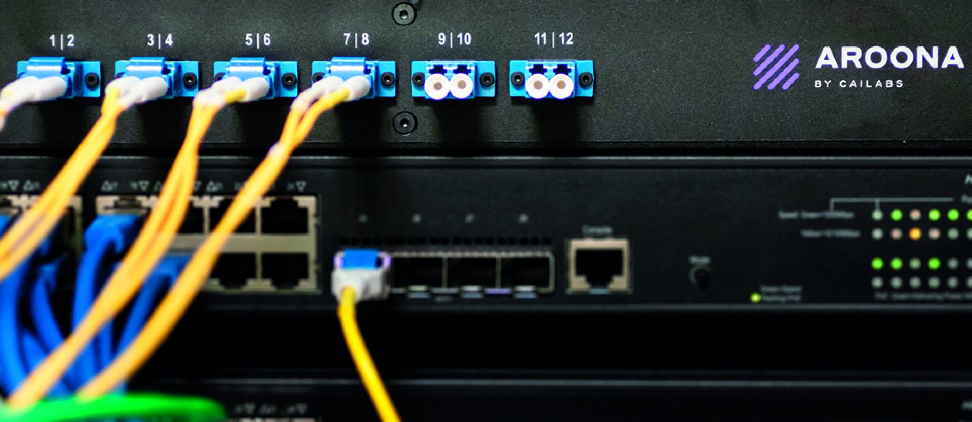 Enhancing bandwidth in legacy multimode fiberlinks