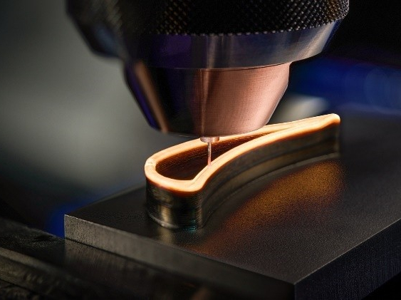 Fraunhofer ILT and Cailabs jointly explore new approaches for high-performance wire-based laser material deposition. © Fraunhofer ILT, Aachen, Germany / Volker Lannert.