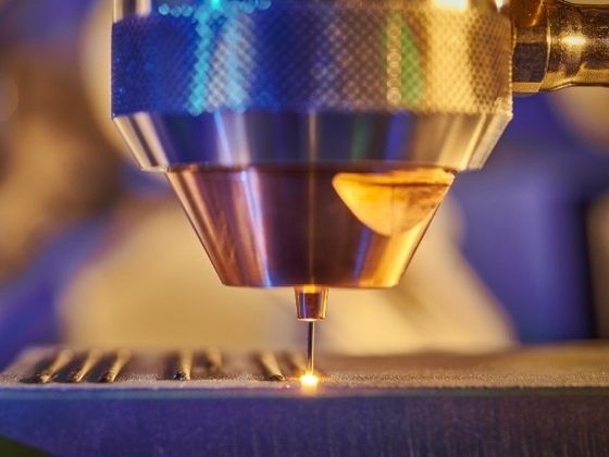 From laboratory to application: The Fraunhofer ILT and Cailabs collaboration on wire-based laser material deposition using MPLC beam shaping. © Fraunhofer ILT, Aachen, Germany / Volker Lannert.